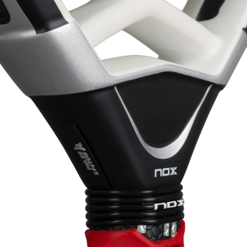 პადელის ჩოგანი NOX AT10 Luxury Genius ATTACK 18K Alum 2026 by Agustín Tapia